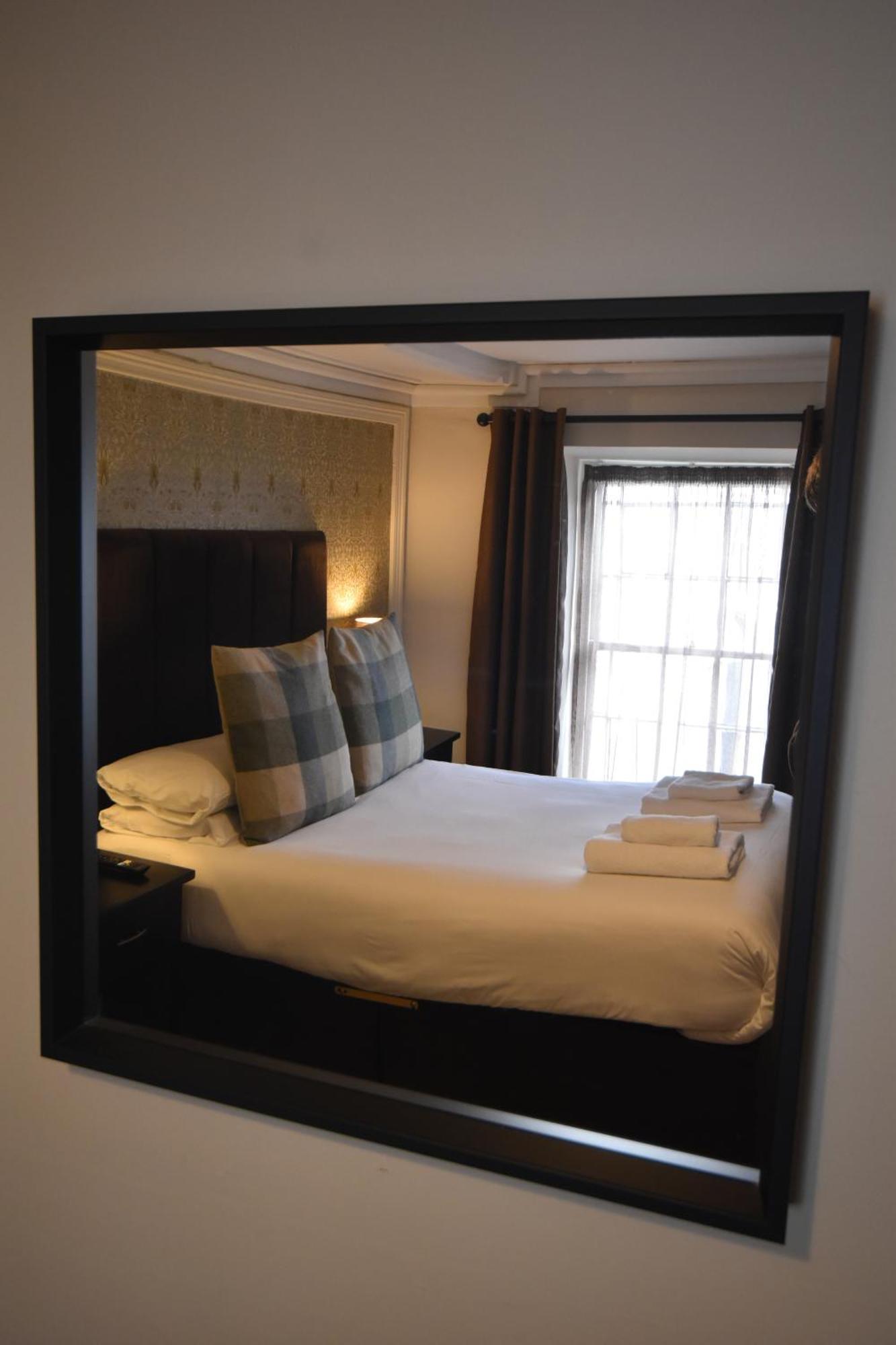 Red Lion Inn Хоксхед Екстериор снимка